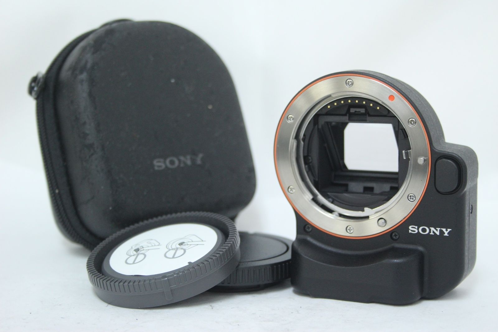 美品 返品保証】 ソニー SONY LA-EA2 Mount Adaptor ケース 前後キャップ付き E-Mount マウントアダプター v6878  - メルカリ