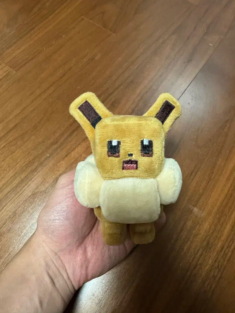 ポケットモンスター クエスト 平方 イーブイ キーホルダー 人形