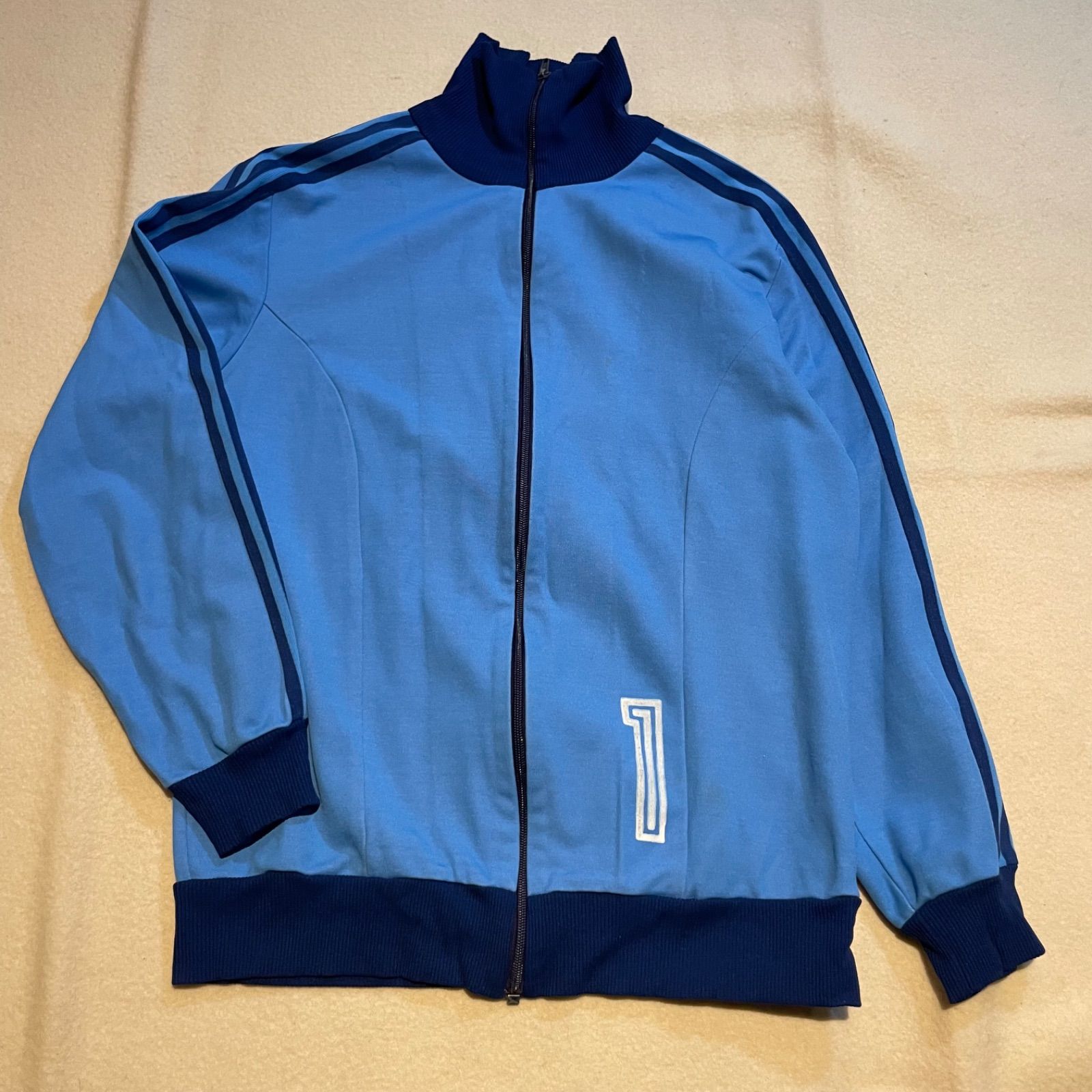 即購入可]70s adidas ヴィンテージトラックジャケット - メルカリ