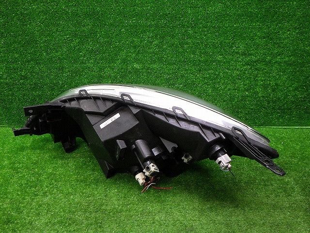 ソリオ 右ヘッドライト ハロゲン MA15S 35100-54M0 LE10H6223 綺麗 