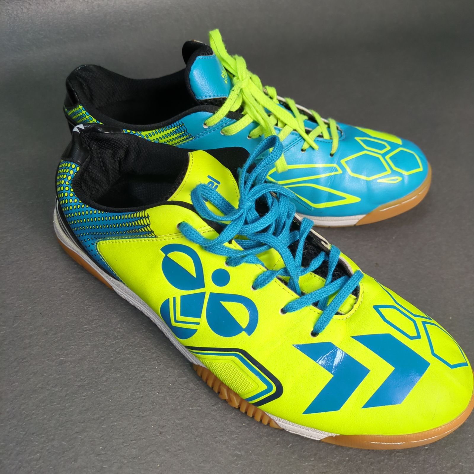 Hummel フットサルシューズ ２７cm hummel 27cm ヒュンメル フットサルシューズ インパリ - メルカリ