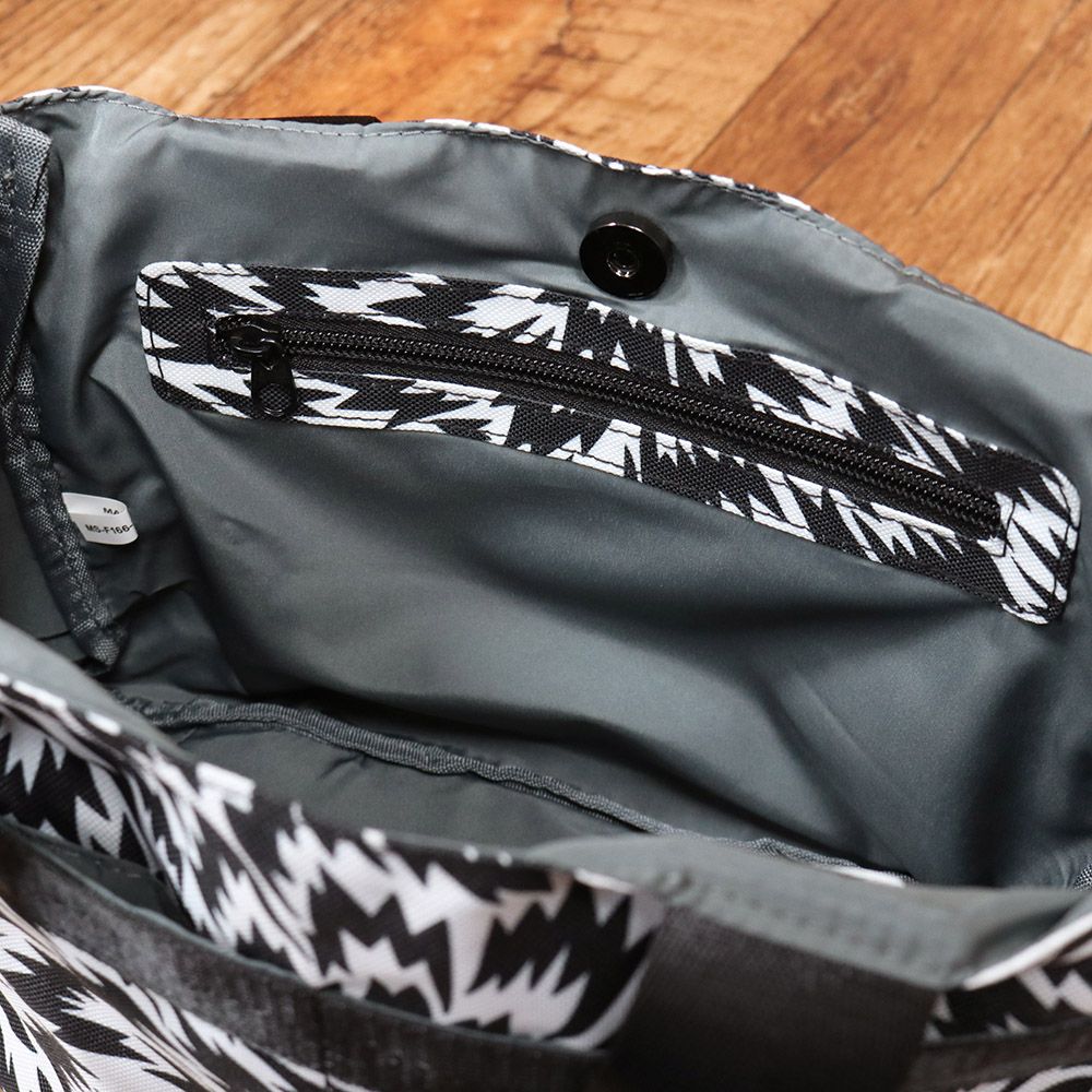 VIVA HEART × ELEY KISHIMOTO/カートバッグ 013-88100  FLASH柄 ゴルフ 鞄 トートバッグ ビバハート 新品/黒/ブラック/ki249/