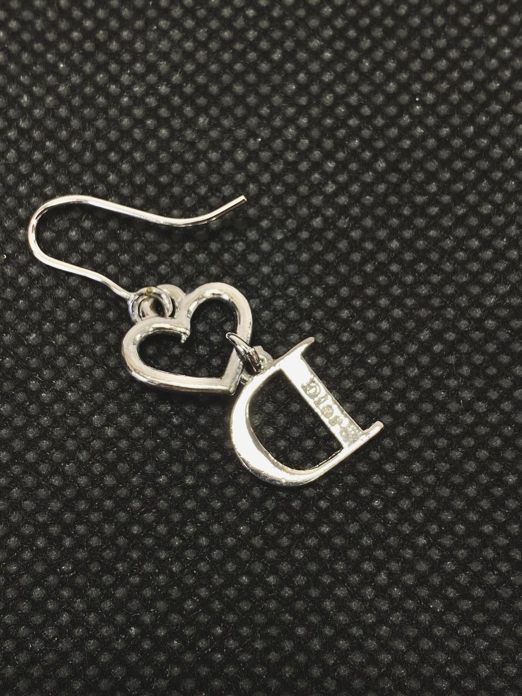 クリスチャン ディオール ハート ピアス D60812 クリスチャン ディオール ハート ピアス D60812 Christian Dior