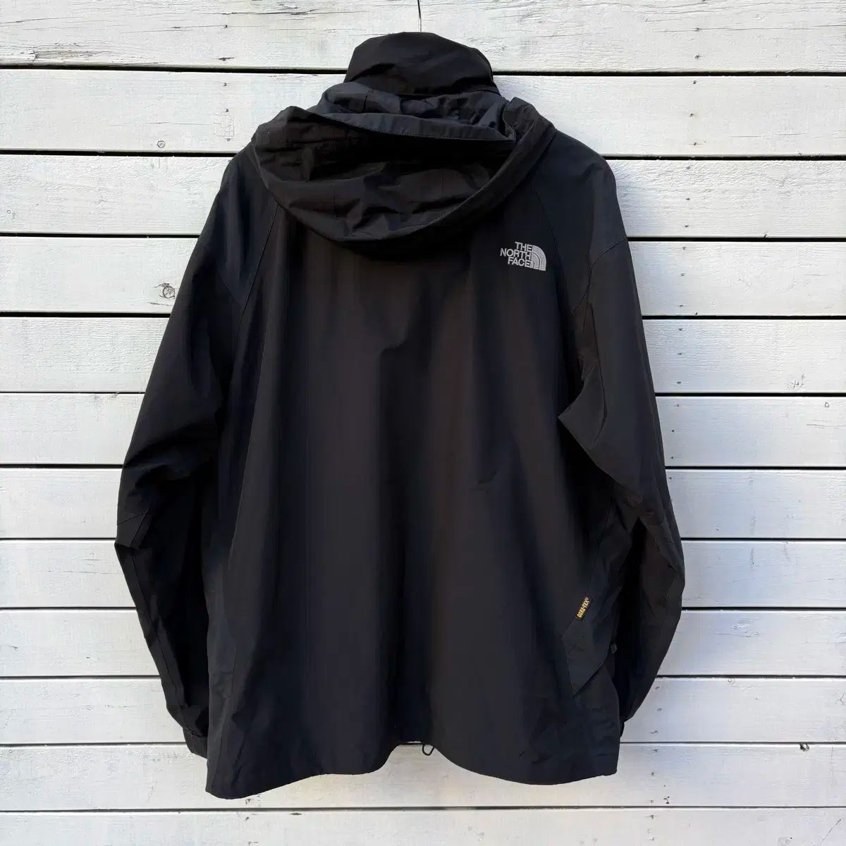ノースフェイス⭐️ウインドブレーカー⭐️サイズ160⭐️ 日本未発売韓国限定 THE NORTH FACE マウンテンパーカー ウインドブレーカー 日本未