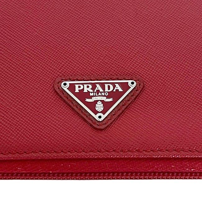 プラダ バインダー