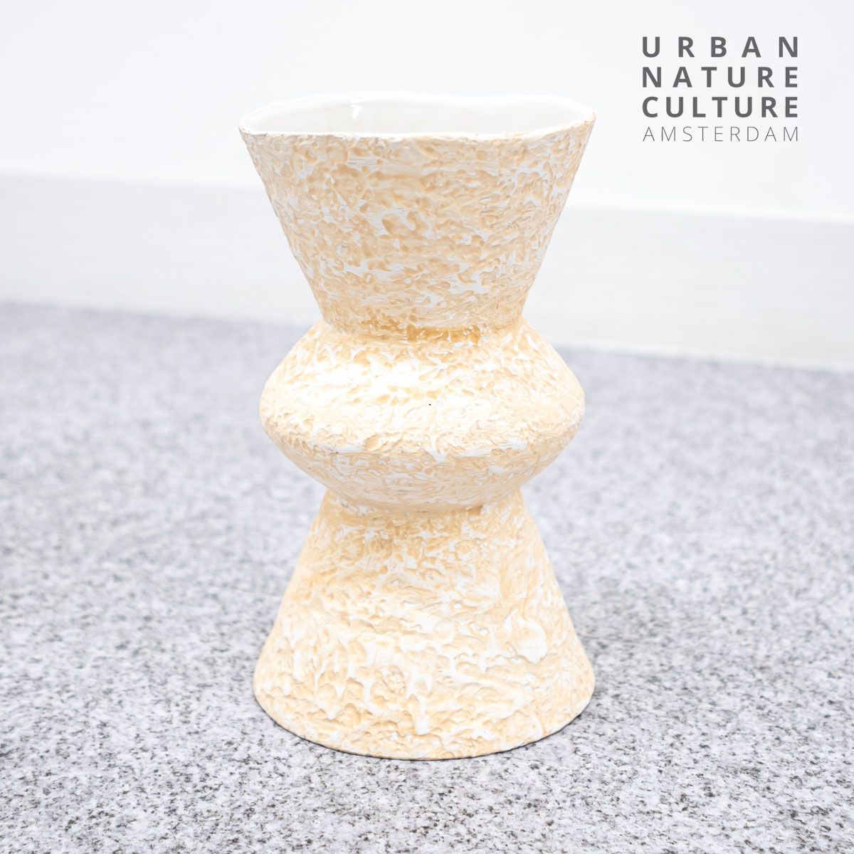 URBAN NATURE CULTURE アーバン ネイチャー カルチャー Vase Pablo ベース パブロ 花瓶 フラワーベース セラミック ホワイト