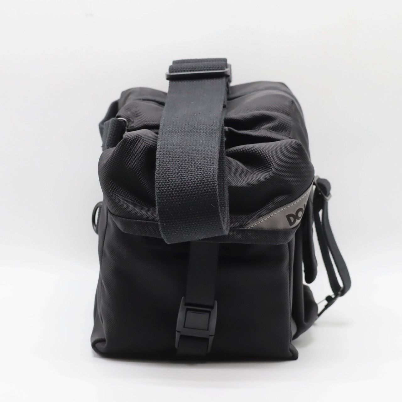 DOMKE ドンケ J 3 ショルダーバッグ 7 2 L ブラック プロカメラマン愛用 撮影機材収納に最適な高耐久モデル カメラバッグ カメラアクセサリー