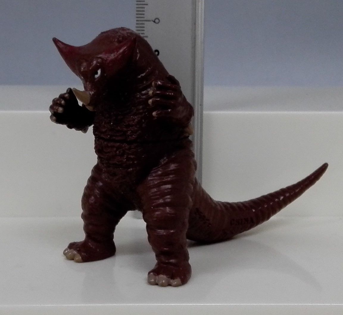 HGシリーズ 古代怪獣 ゴモラ | 怪獣玩具に魅せられて