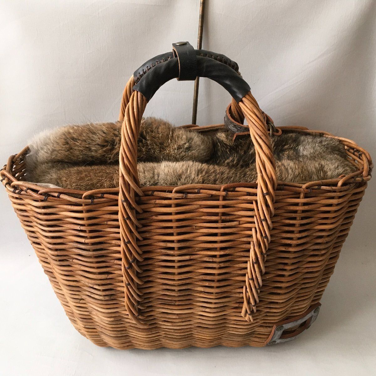 美品 ebagos (エバゴス) 完売 ブライドルレザー 紅藤 カゴ