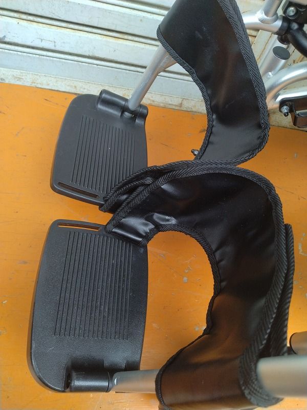 送料無料 一部地域を除く ミキ 介助式リクライニング車椅子 ティルト スキット7 SKT-7 KM-25-0910-04