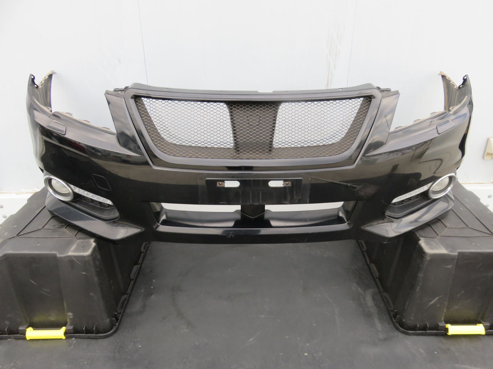 SFC2600 スバル レガシィ BM9 BMM BMG BRG BR9 後期 純正フロントバンパー D4S クリスタルブラックシリカ