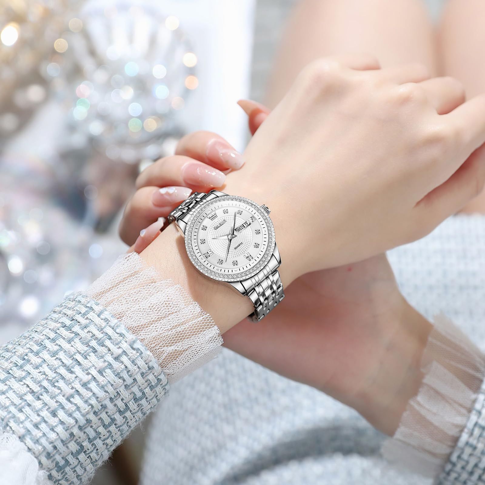 【数量限定】日本クォーツ 腕時計レディース 防水 ビジネス 日付 シルバー 腕時計レディース人気 ステンレス 腕時計かわいい 見やすい オシャレ ダイヤクリスタル ホワイトとけい腕時計 Watch OLEVS for WOMEN