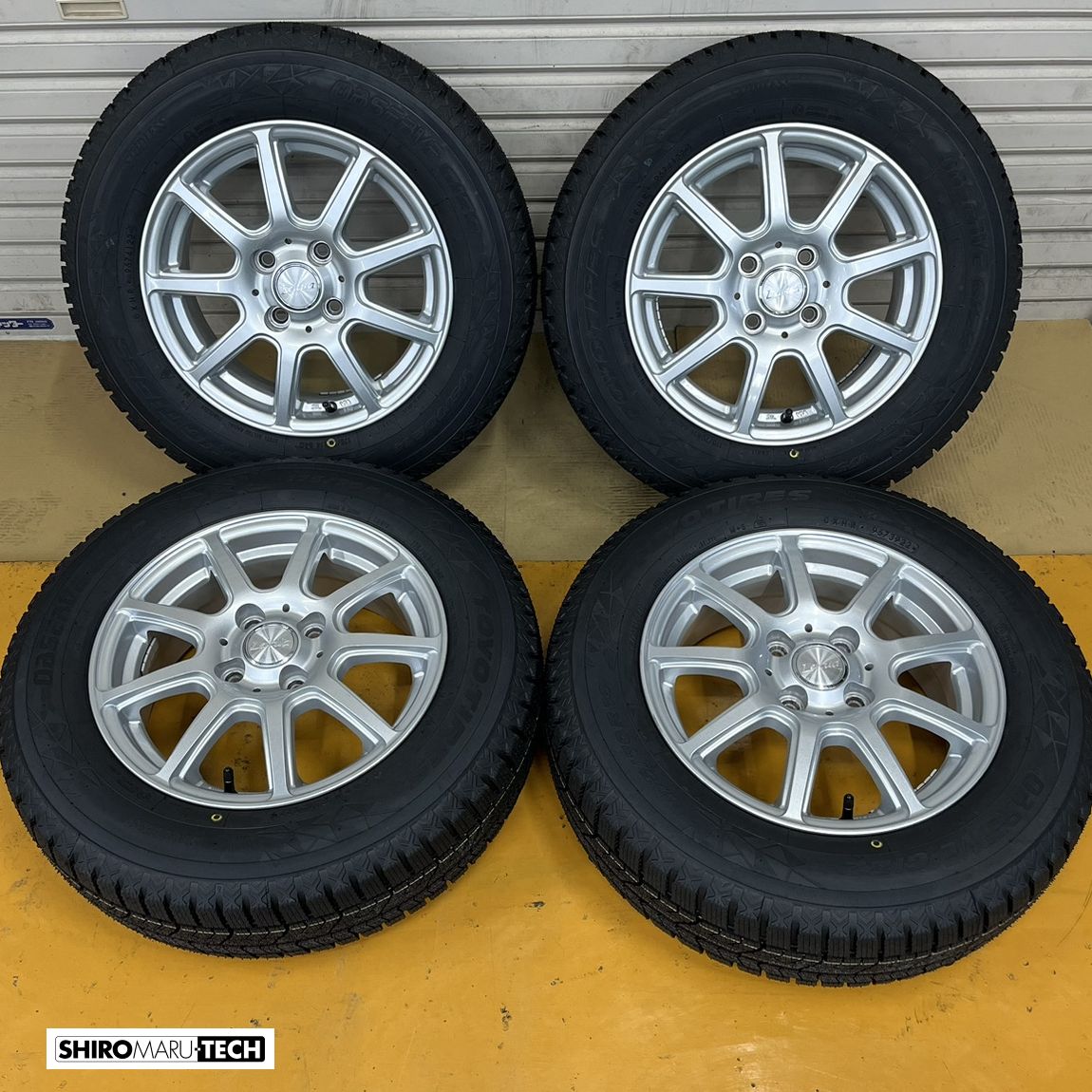 国内正規品】新品タイヤ 175/70R14 84Q TOYO トーヨー OBSERVE GIZ2 ...