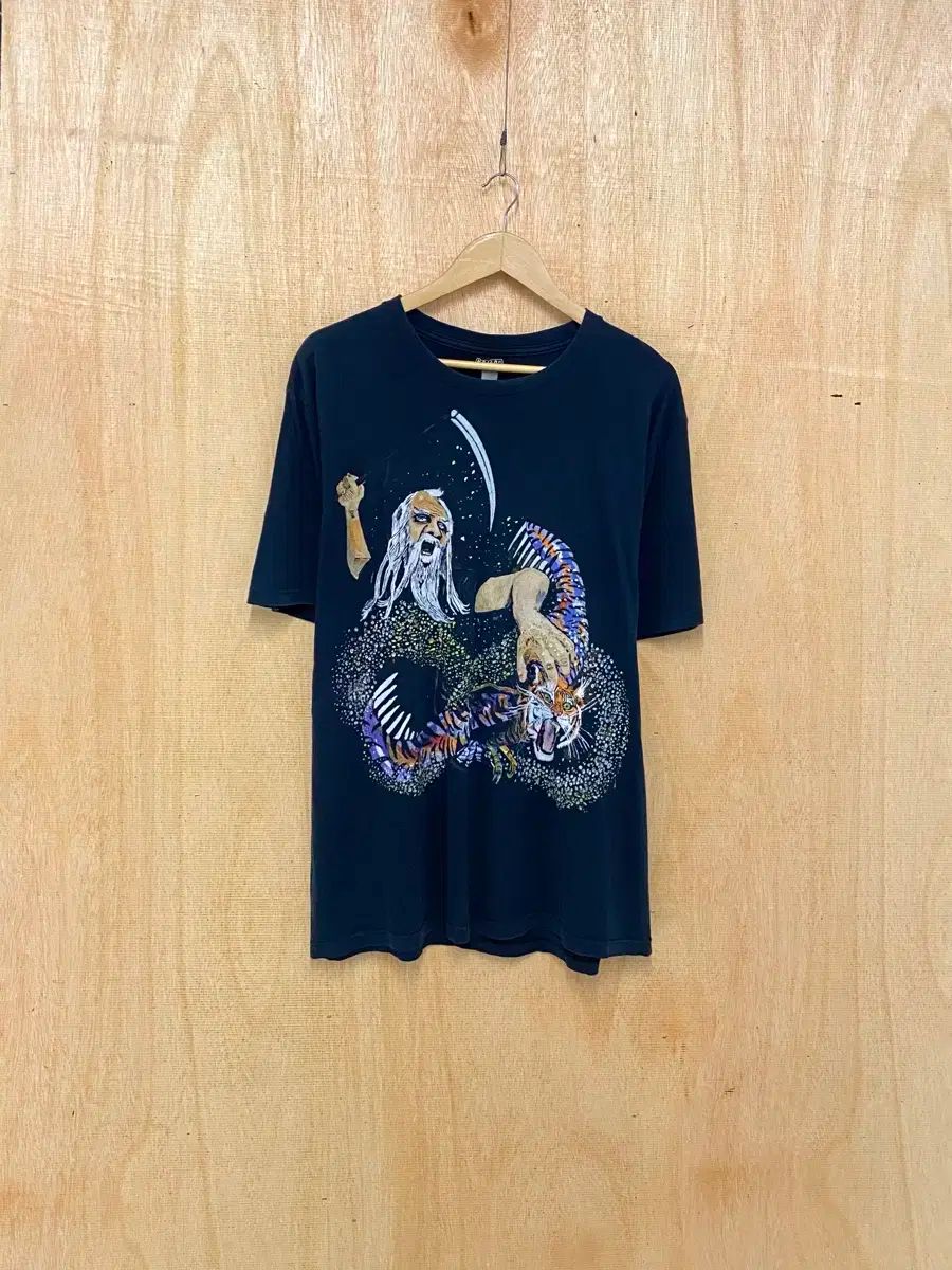 【雷市場（ポンジャン）商品韓国直送】 90 ザ・イヤーズ ヴォルコム Tシャツ