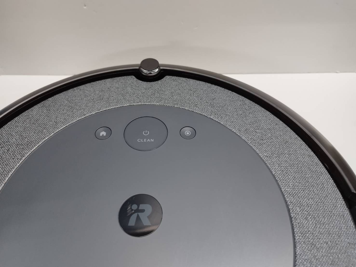 ジャンク】iRobot Roomba i3 RVD-Y1/ロボット掃除機/ルンバ