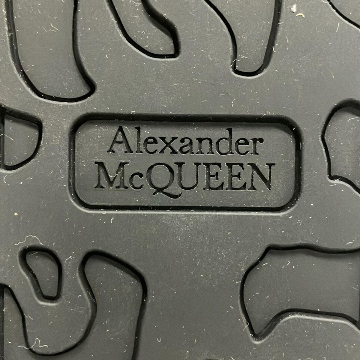Alexander McQueen アレキサンダーマックイーン iPadケース アレキサンダーマックイーンキーケース❣️ - メルカリ