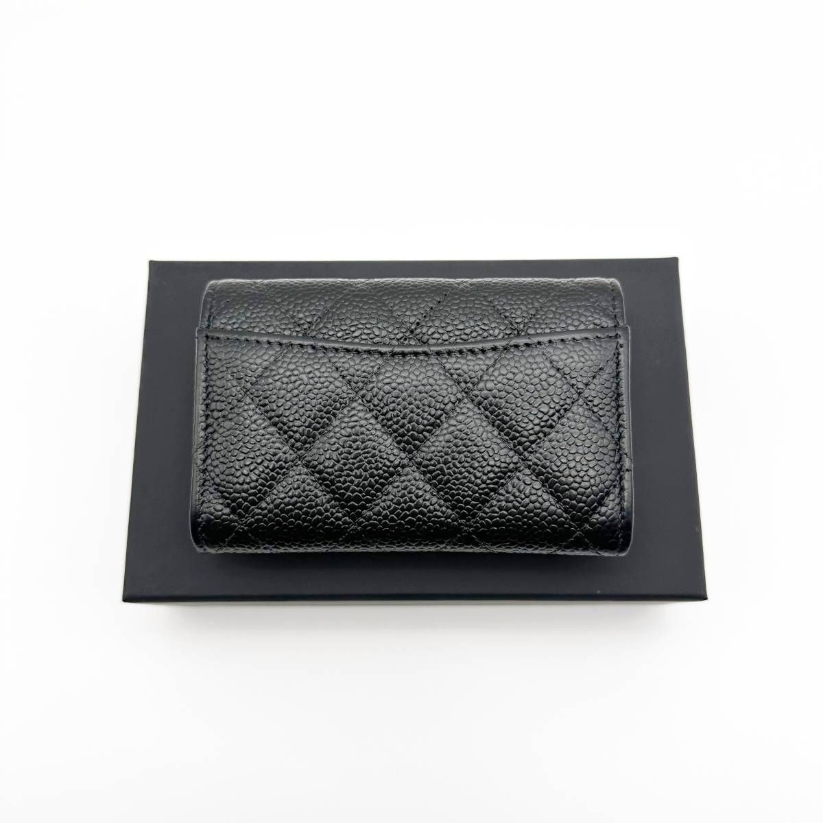 CHANEL シャネル マトラッセ キャビアスキン カードケース 財布 ウォレット コインケース 小銭入れ 黒 ブラック シルバー金具 28番台 -  メルカリ
