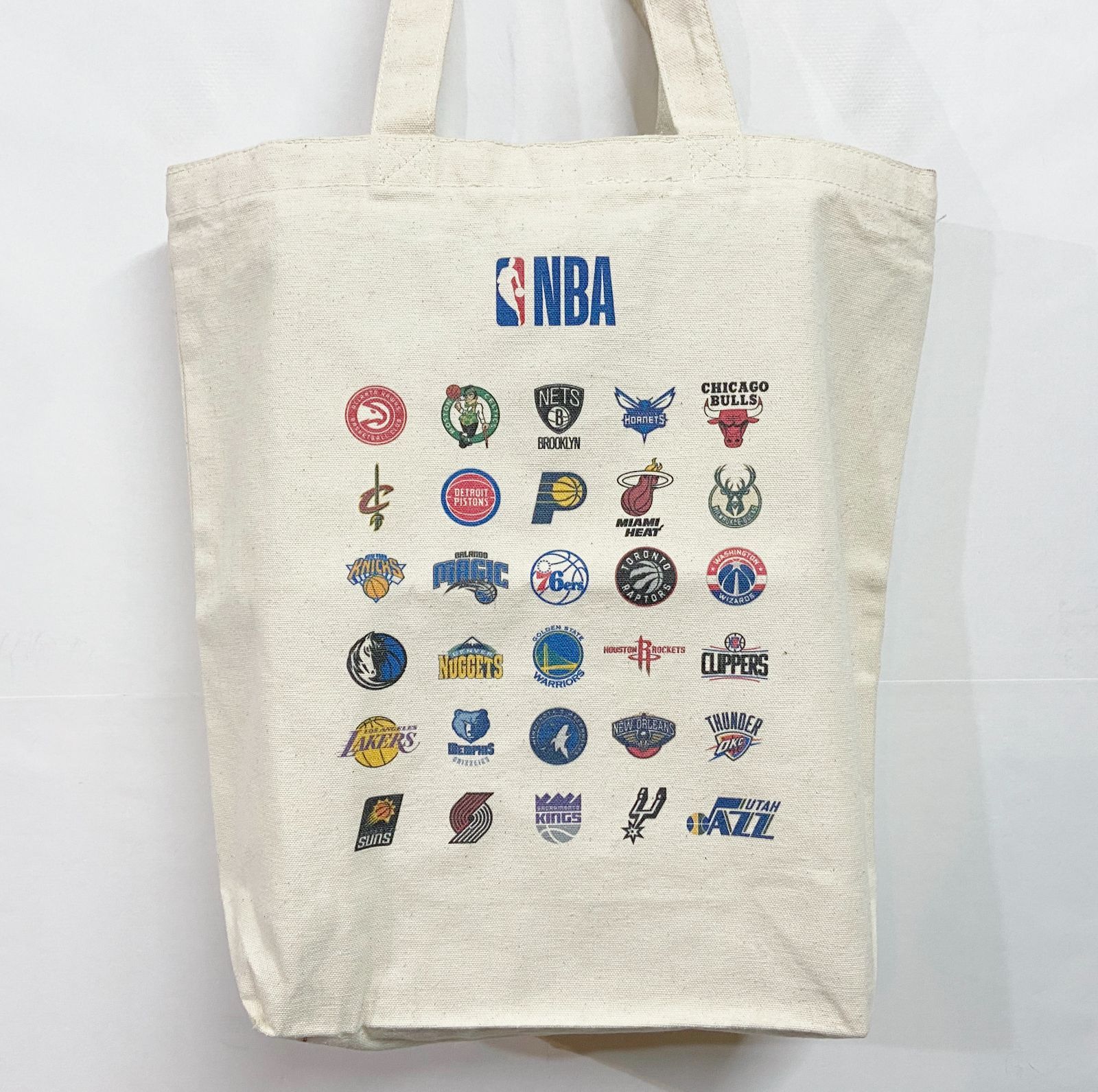 【NBA公式】 NBA ロゴ　キャンバス トートバッグ メンズ レディース 楽天市場】NBA トートバッグ ALLOVER BLACK : 楽天スポーツゾーン