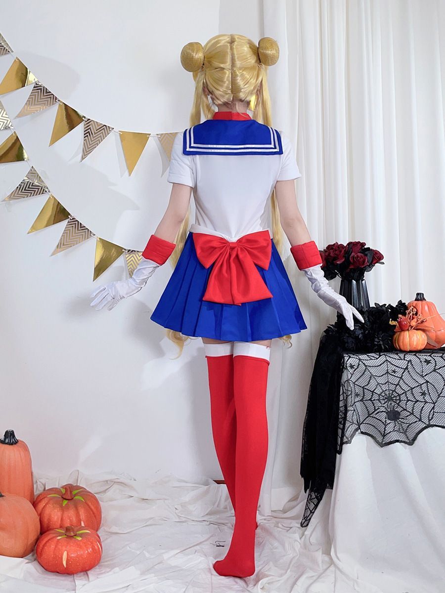 セーラームーン　コスプレ　5着セット Amazon.co.jp: セーラームーン 風 セーラー戦士 衣装5セット