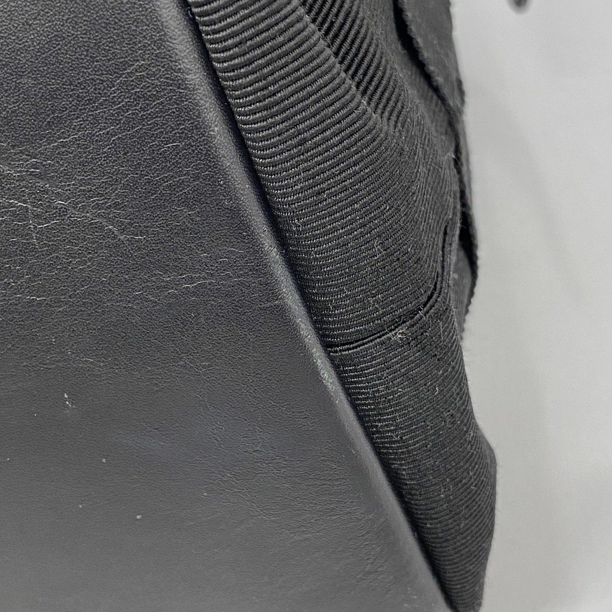 5ma0621】サルヴァトーレフェラガモ ショルダーバッグ キャンバス  