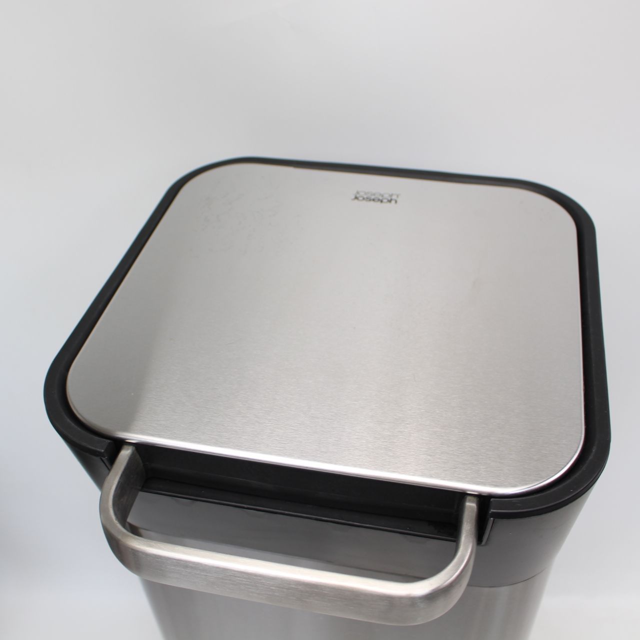 629)Joseph Joseph クラッシュボックス 20L ステンレス ごみ箱