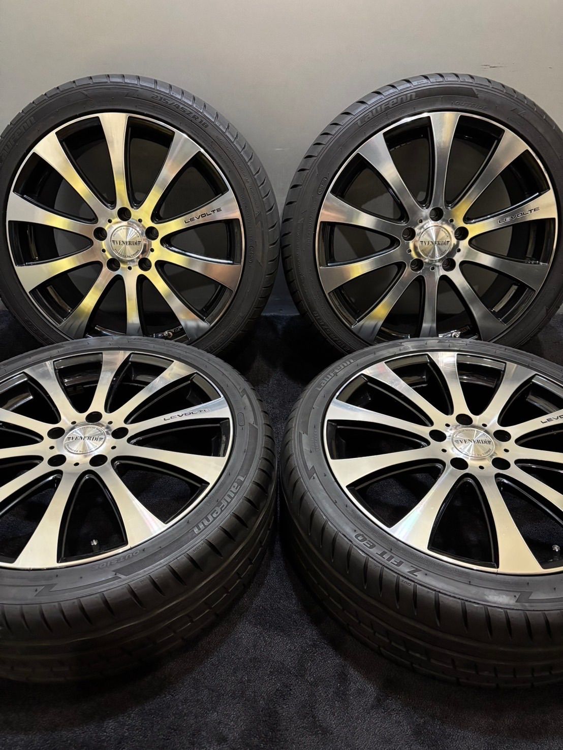 ☆215/45ZR18 LAUFENN/Z FIT EQ 23年製 VENERDI 18インチ 7J +50