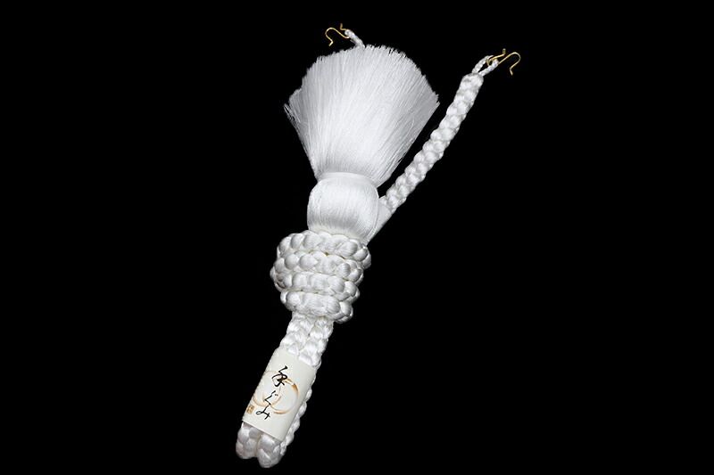 羽織紐 男性用 メンズ 着物 手組紐 白カゴ 丸組 たもと 帯飾り フォーマル 礼装用 便利 お洒落 カッコいい 大人 和装 アクセン No.10-6885