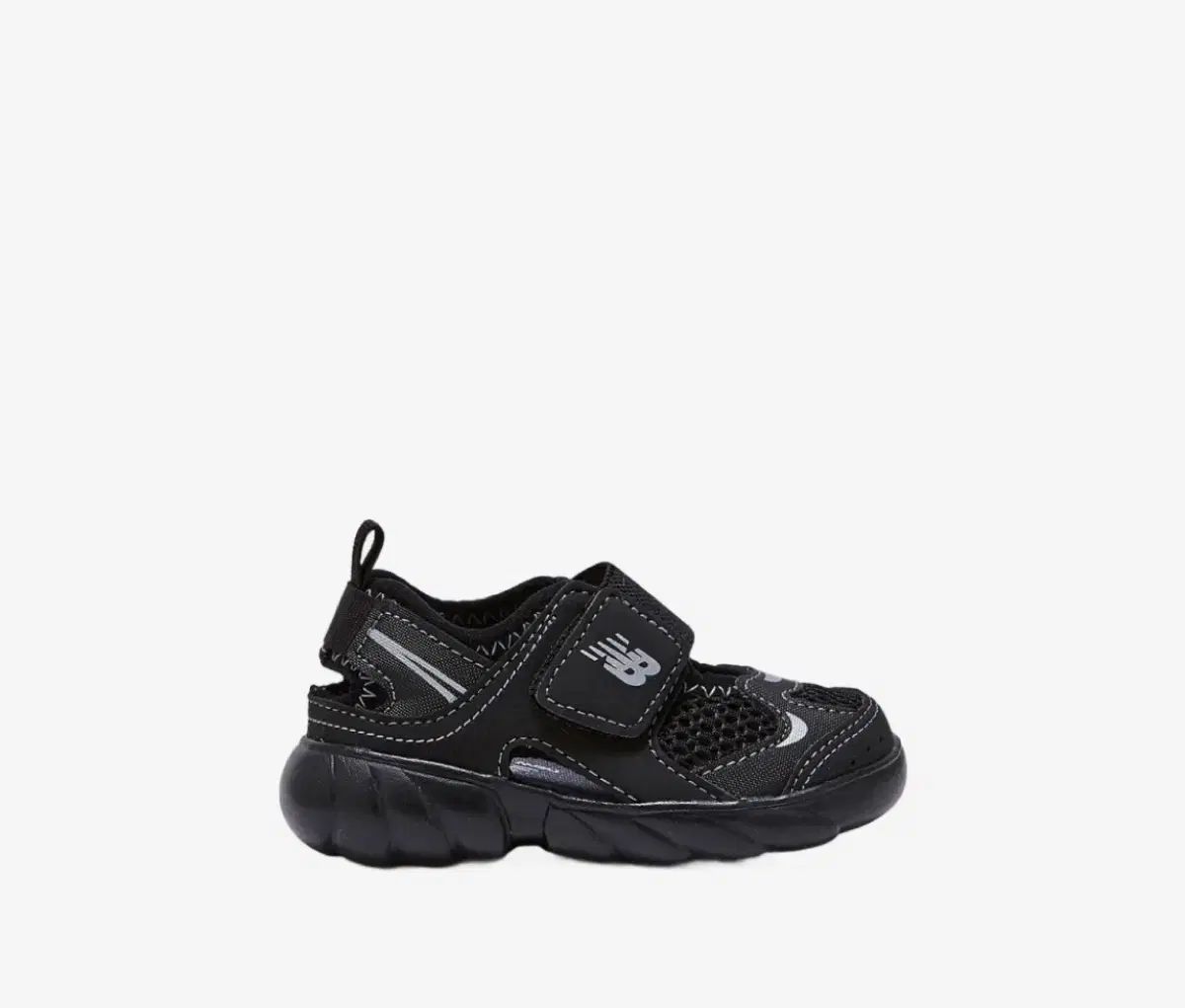 New Balance ニューバランス フリドル キッズ 150 サイズ