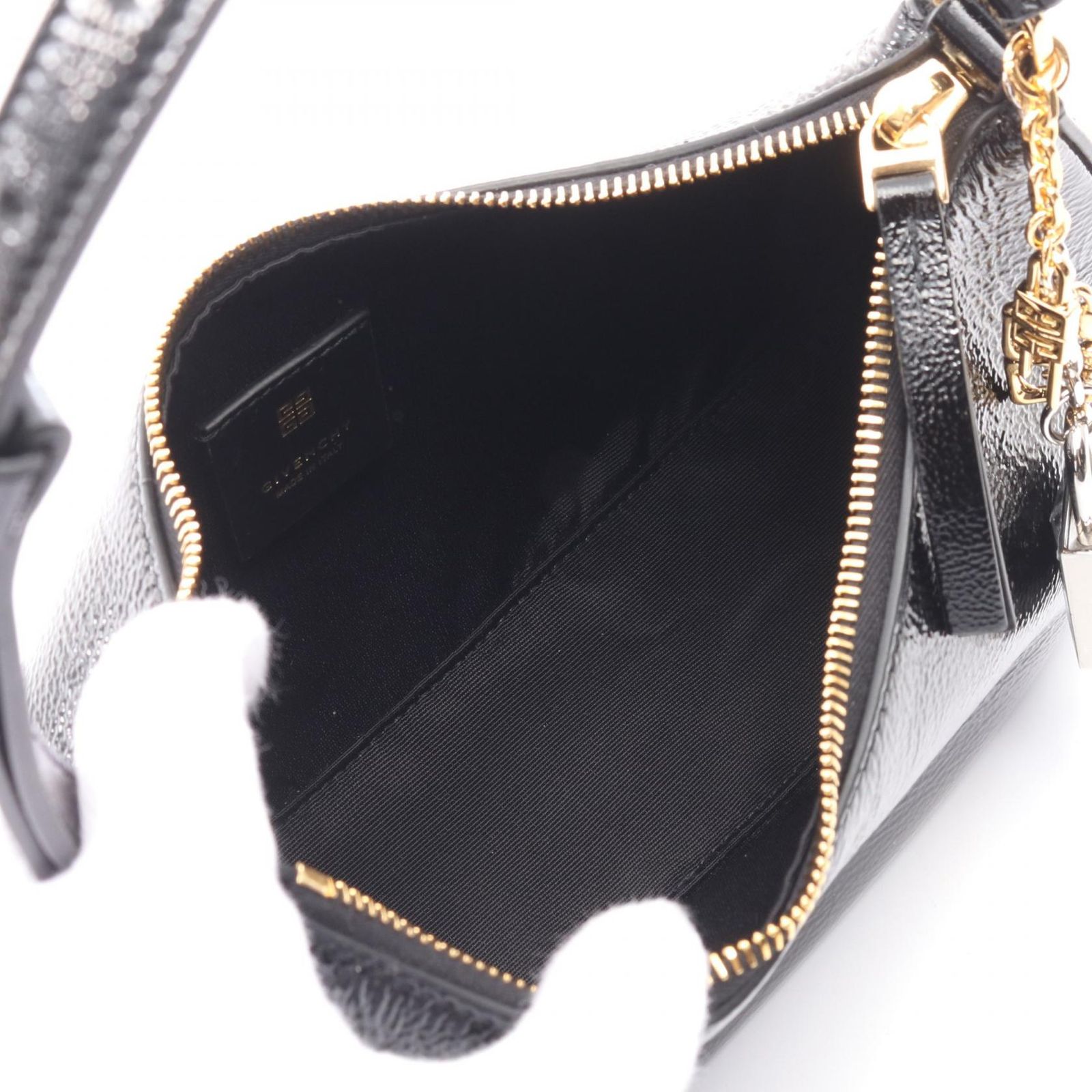 ジバンシィ BB511JB27X001 レザーショルダーバッグ ジバンシィ GIVENCHY ショルダーバッグ BB511JB27X001 ブラック
