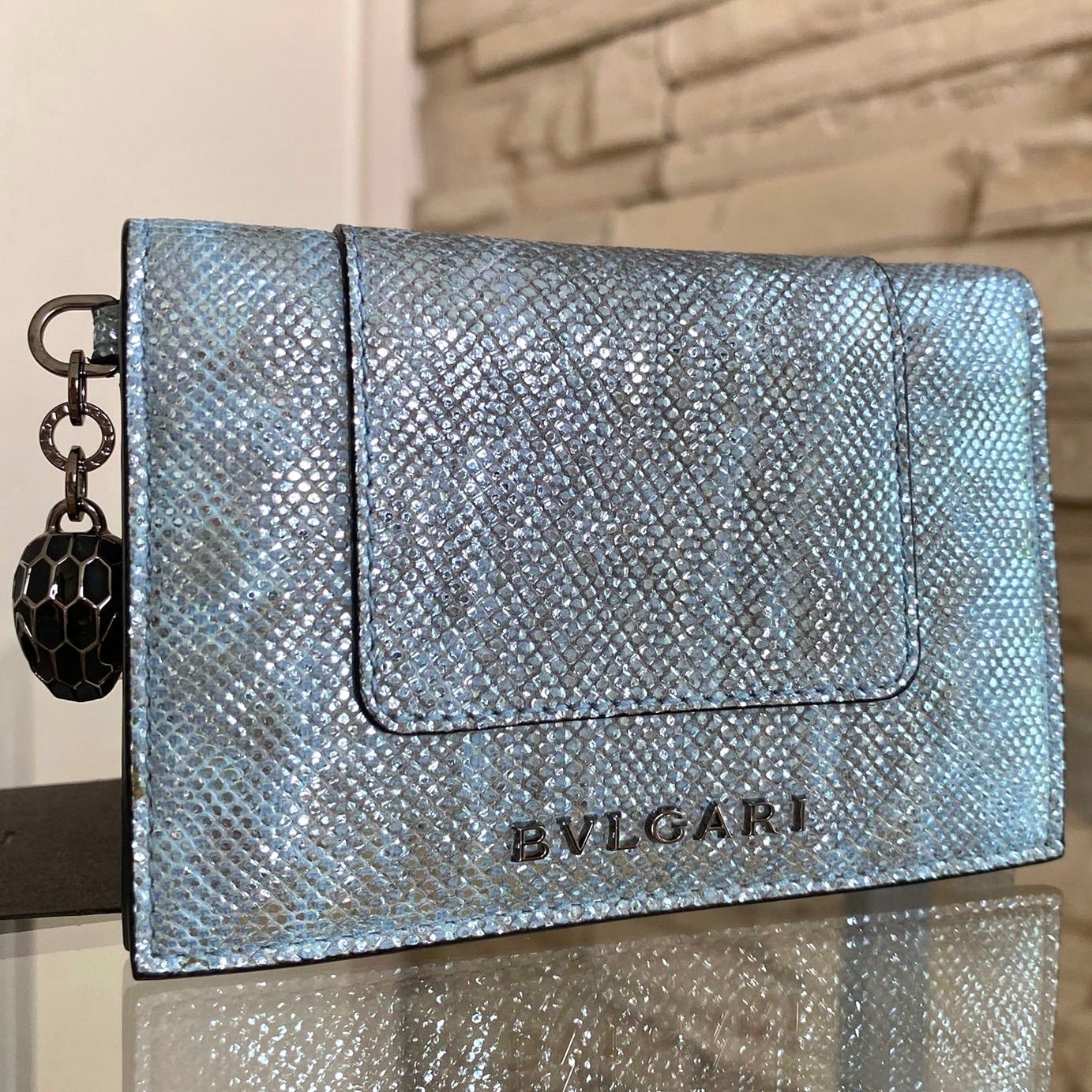 BVLGARI】セルペンティ フォーエバー カードホルダー ラメ入り