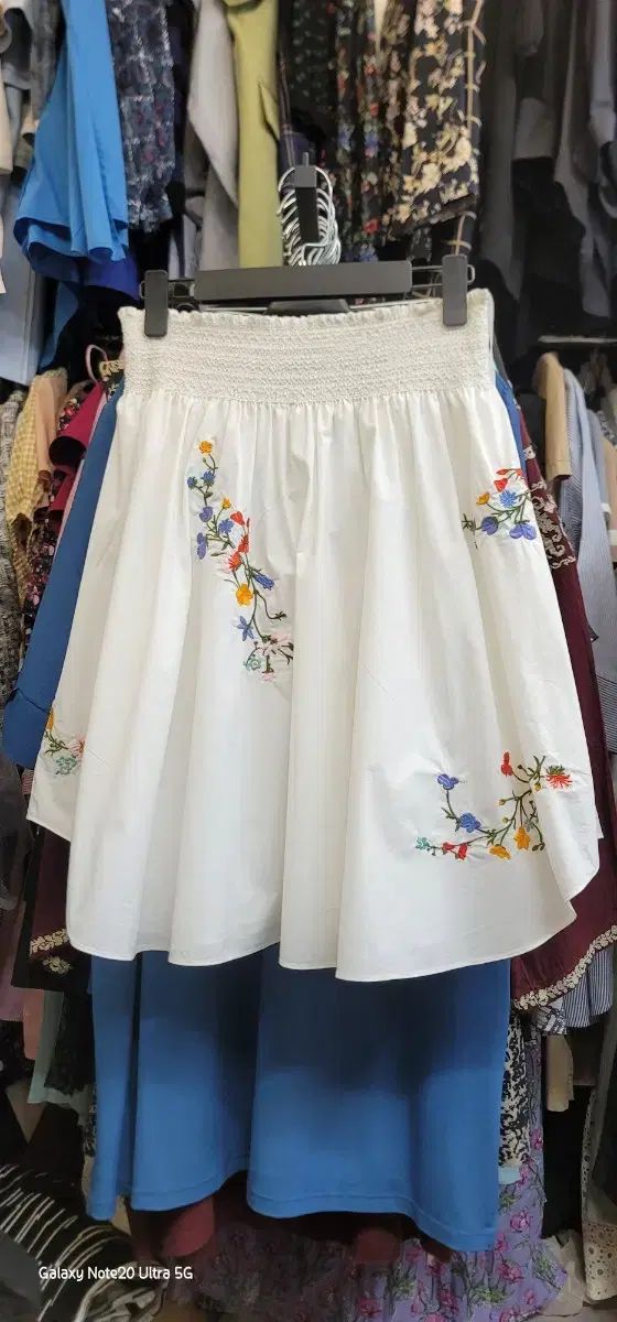 Tory Burch トリーバーチ 白 フラワー 刺繡 スカート S P