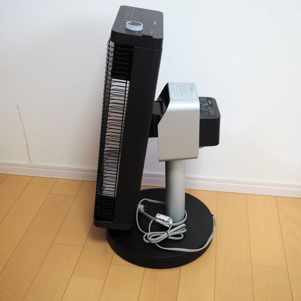 Daikin ダイキン セラムヒート ERFT11WS-H 2019年製 遠赤外線暖房機