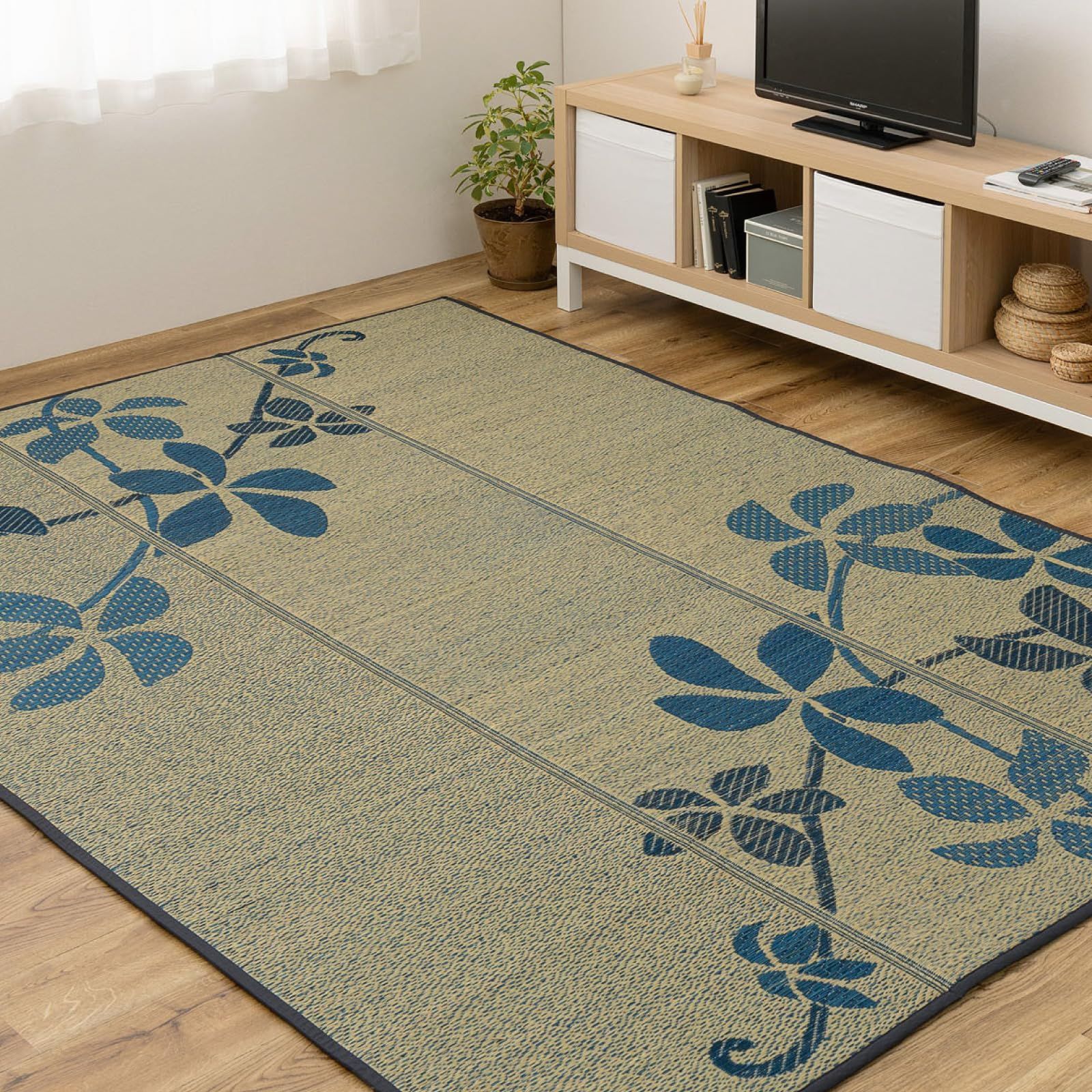ブルー_約180×240cm 萩原 い草ラグ カーペット 裏貼り リーフ ブルー 約180×240cm ふっくら 厚手 ウレタン入り 防音 コンパクト収納