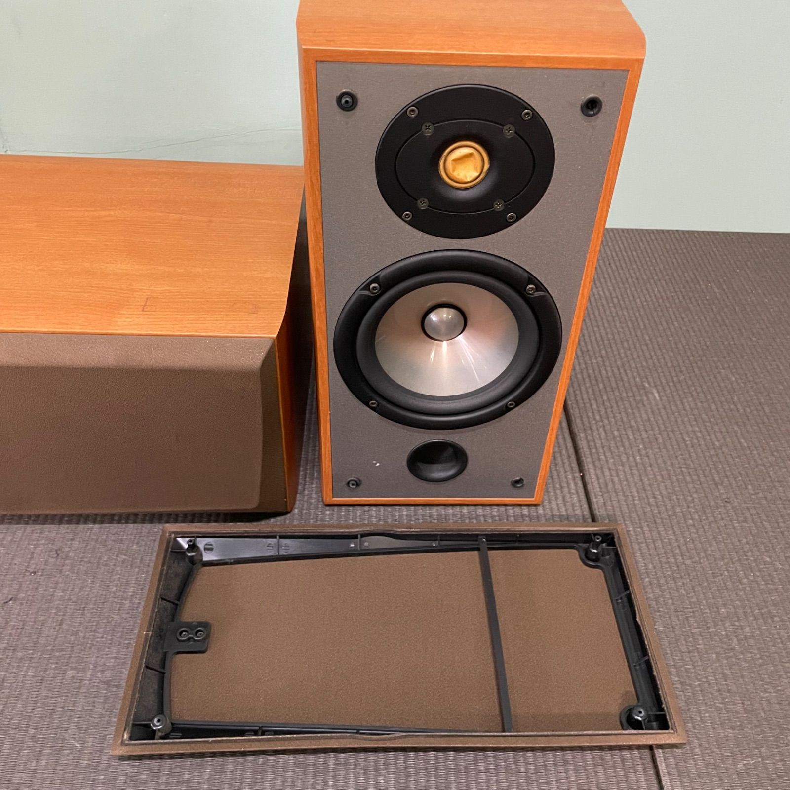 ♭ YAMAHA センタースピーカー NS-C300 ヤマハ NS-100 MCシリーズ