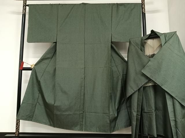 平和屋着物男性　紬　アンサンブル　亀甲柄　正絹　逸品　AAAO4202np