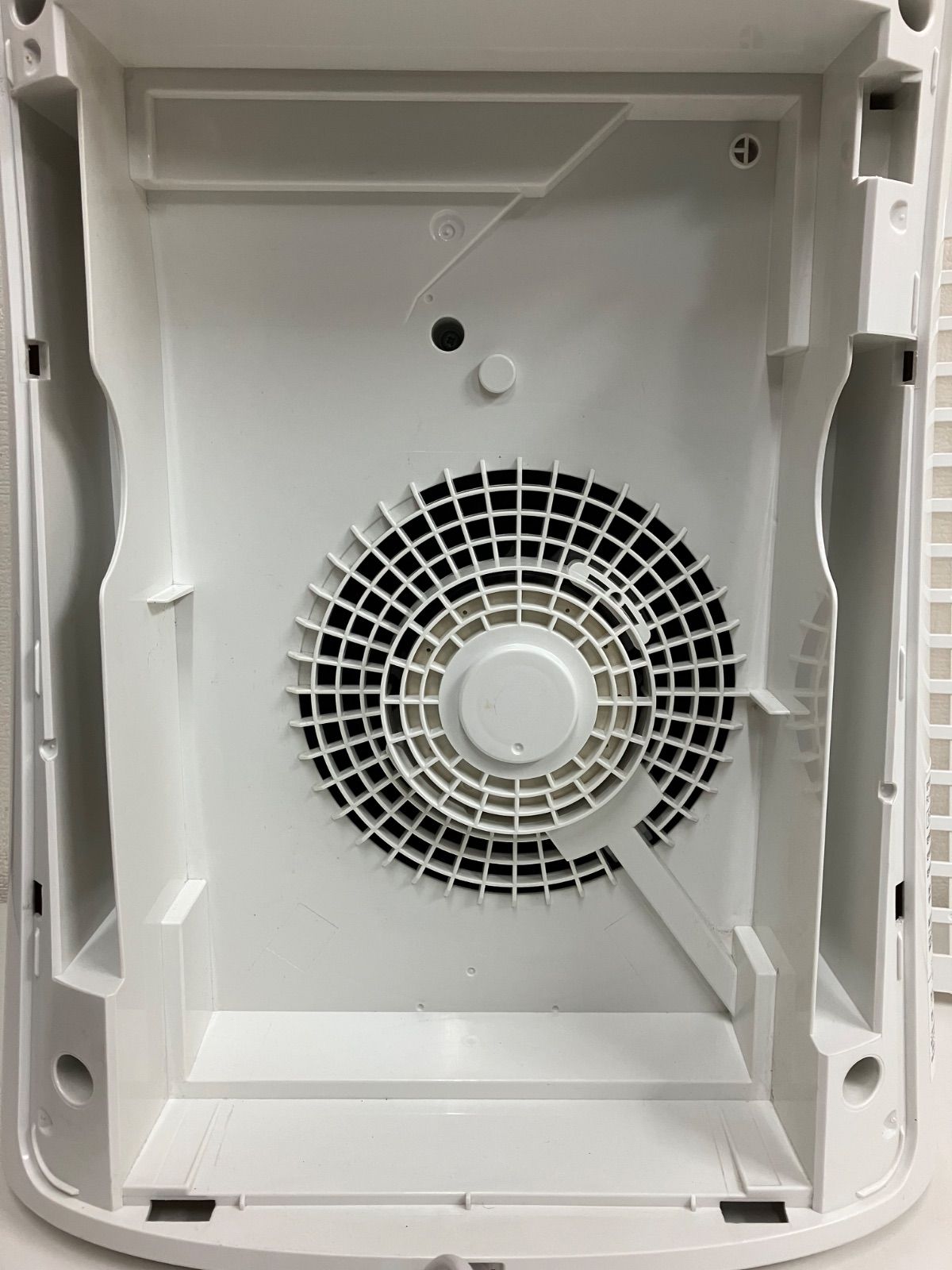 【新品送料込】値下げはコメントにて　SHARP 空気清浄機FU-N50BK-W D/ SHARP シャープ 空気清浄機 FU-N50BK-W 2020年製 - メルカリ