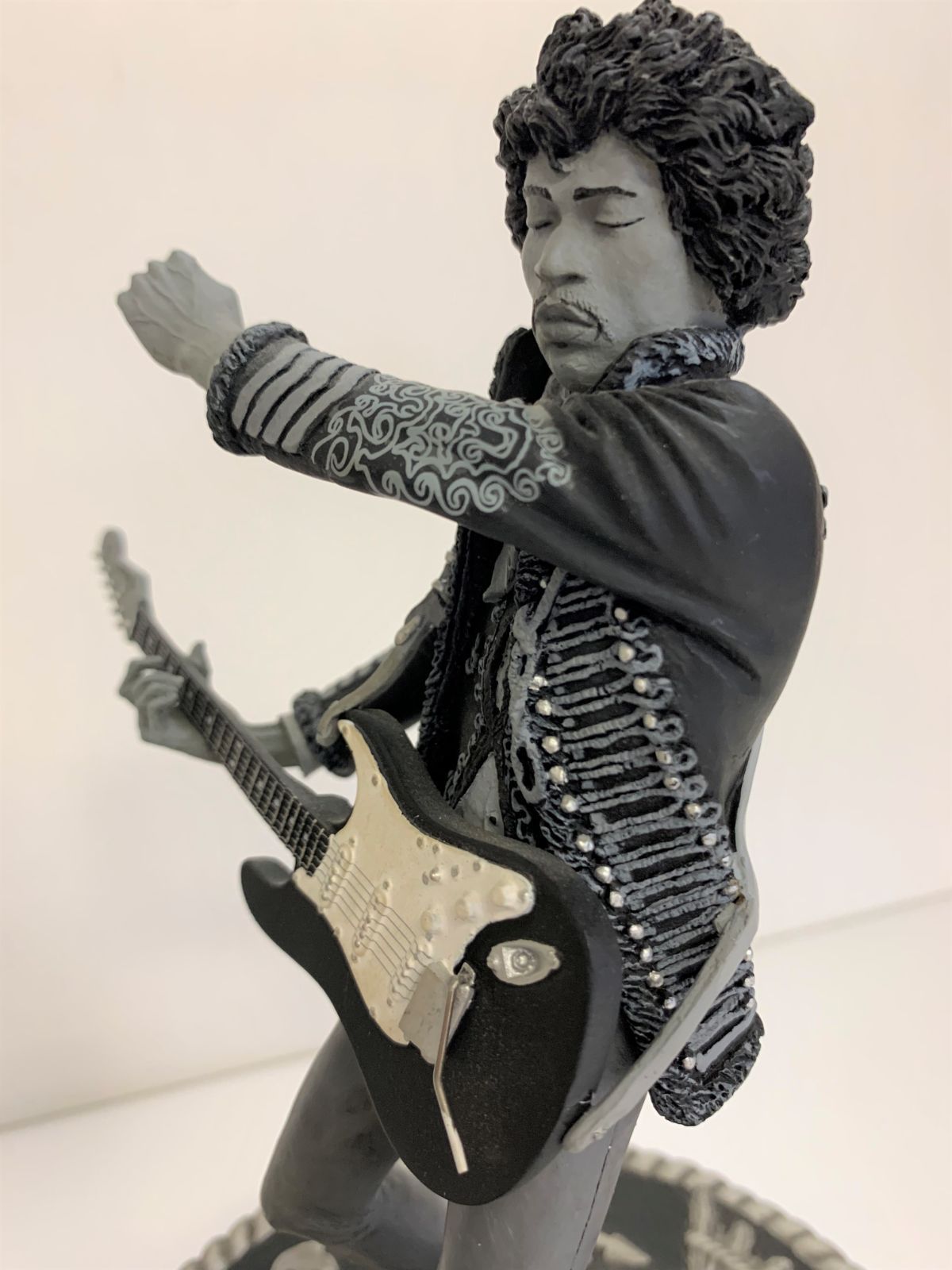 ジミー・ヘンドリックス Jimi Hendrix スタチュー フィギュア ジミヘン