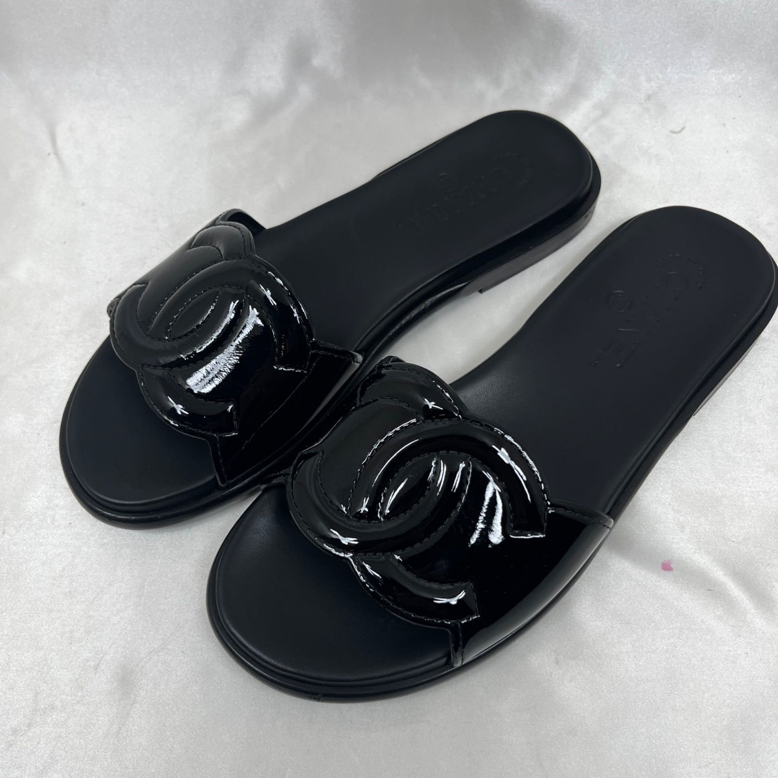 CHANEL シャネル サンダル エナメル レジャーサンダル