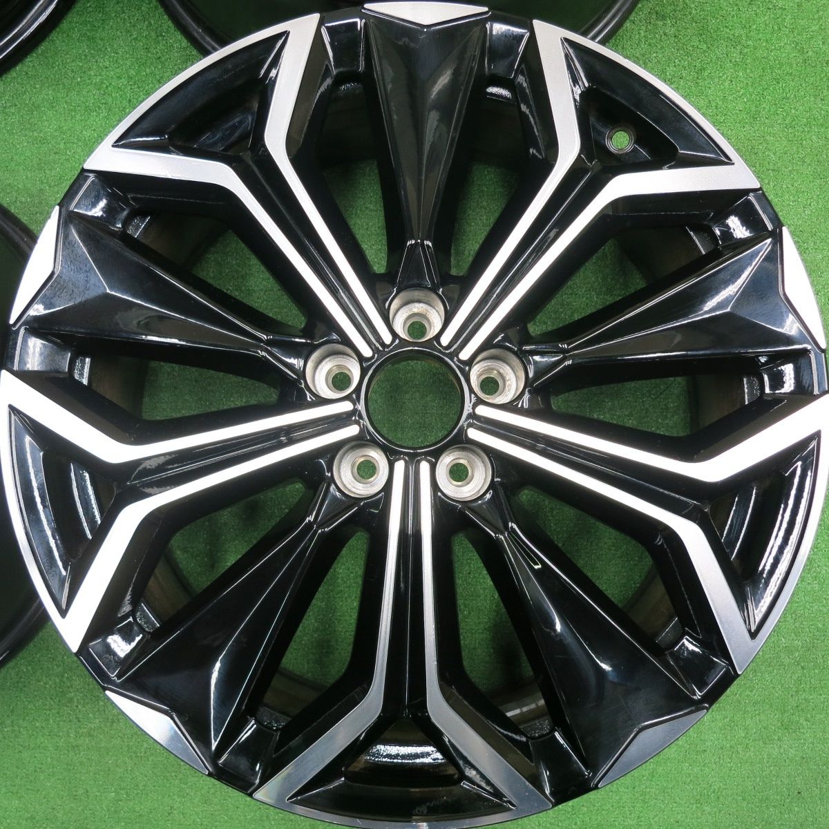 送料無料] キレイ☆シトロエン DS4 純正 ホイール 19インチ 7J×19