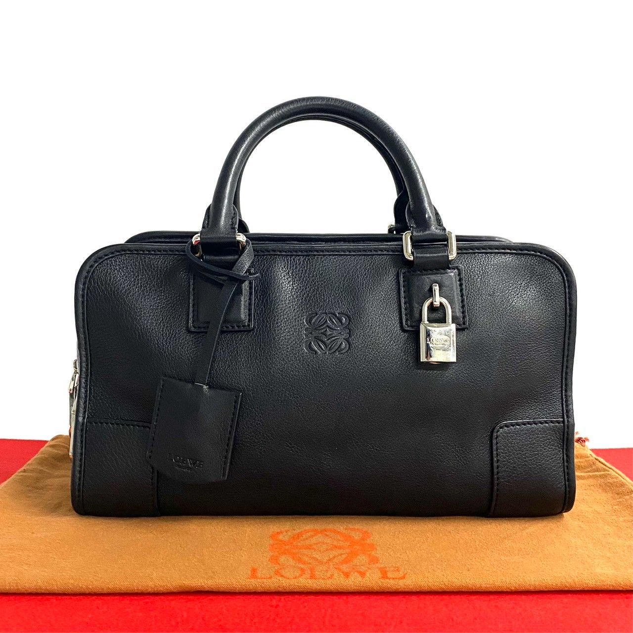 極 美品 希少品 鍵付き LOEWE ロエベ アマソナ 28 アナグラムロゴ 