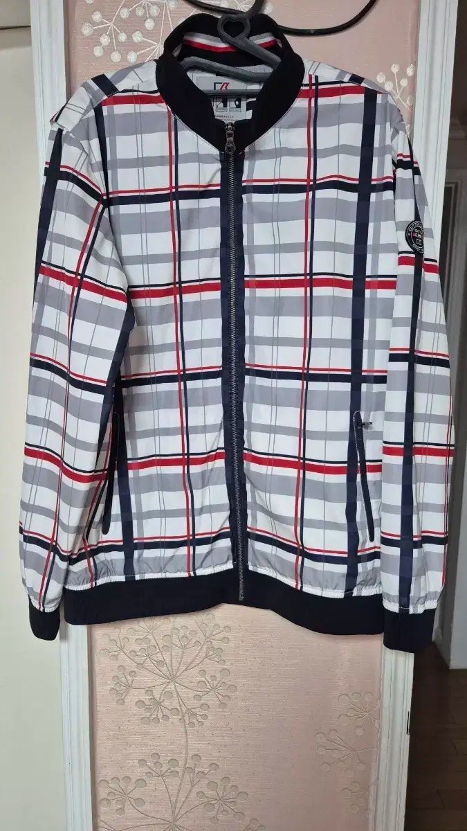 Cutter＆Buck カッター＆バック ウィンドブレーカー ゴルフウェア