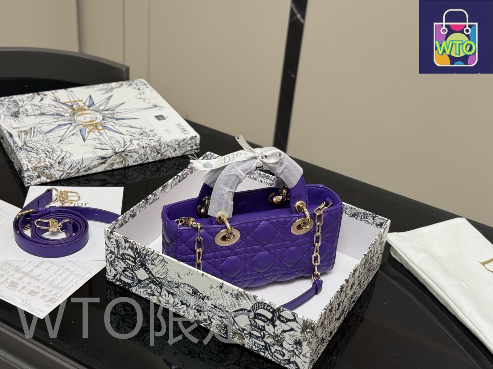 【大好評♪】DIOR レディース East-West バッグ 30 Montaigne East-West Bag with Chain Blue Dior Oblique