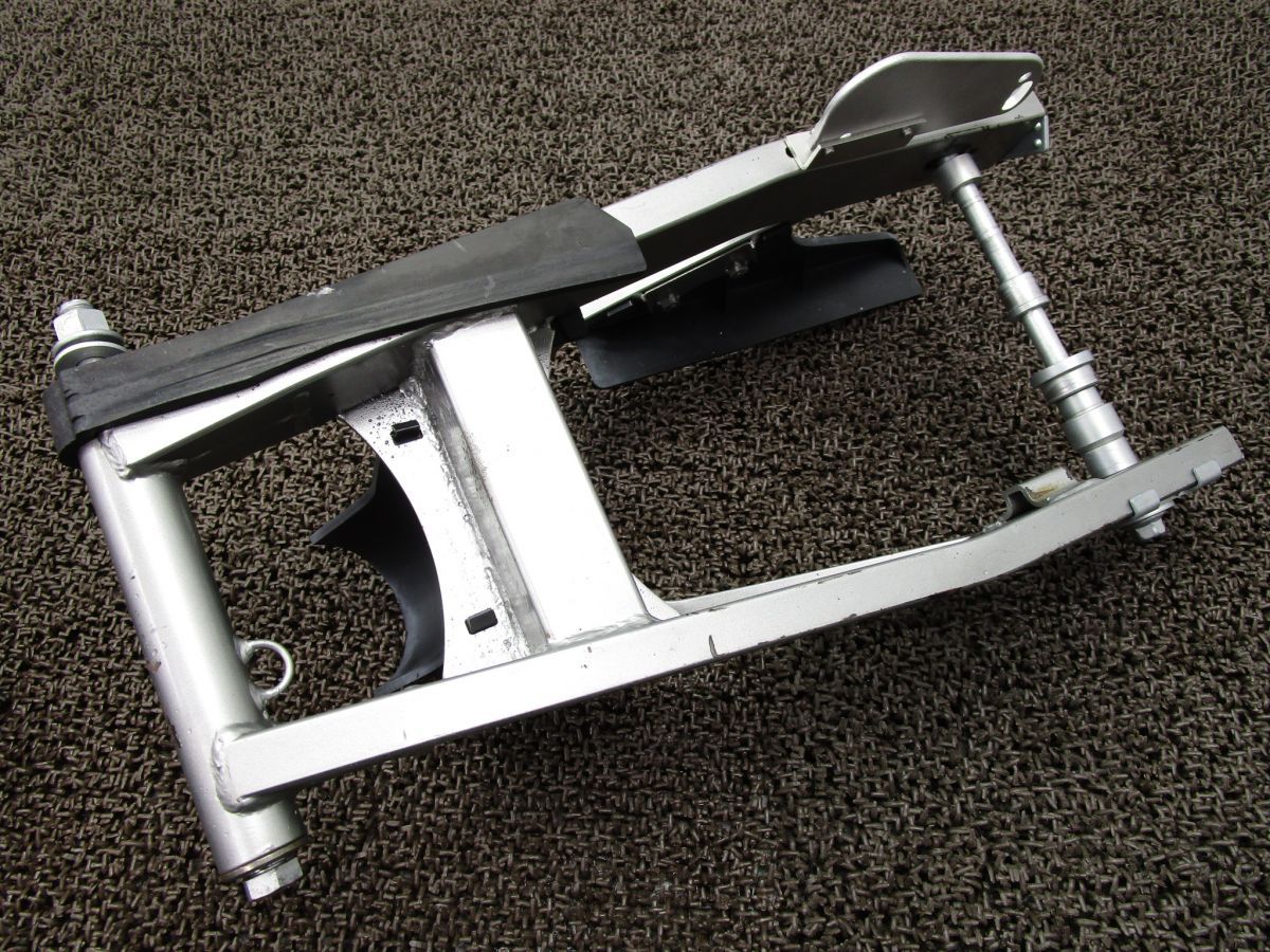 リアアクスルシャフト KL110A
