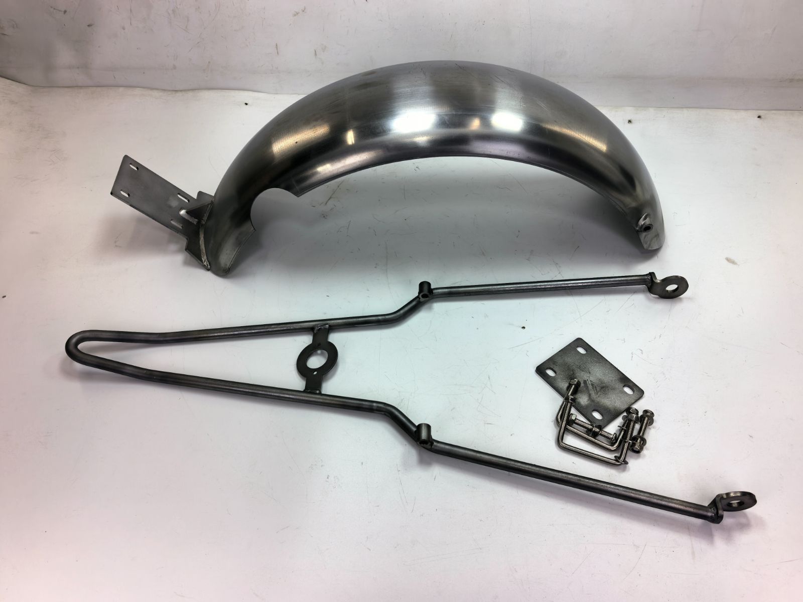 RFS-MG1 無塗装 ホンダ HONDA V-TWIN MAGNA VT250 マグナ250 ボルトオン リアフェンダー ＆シーシーバーセット タンク製作工房