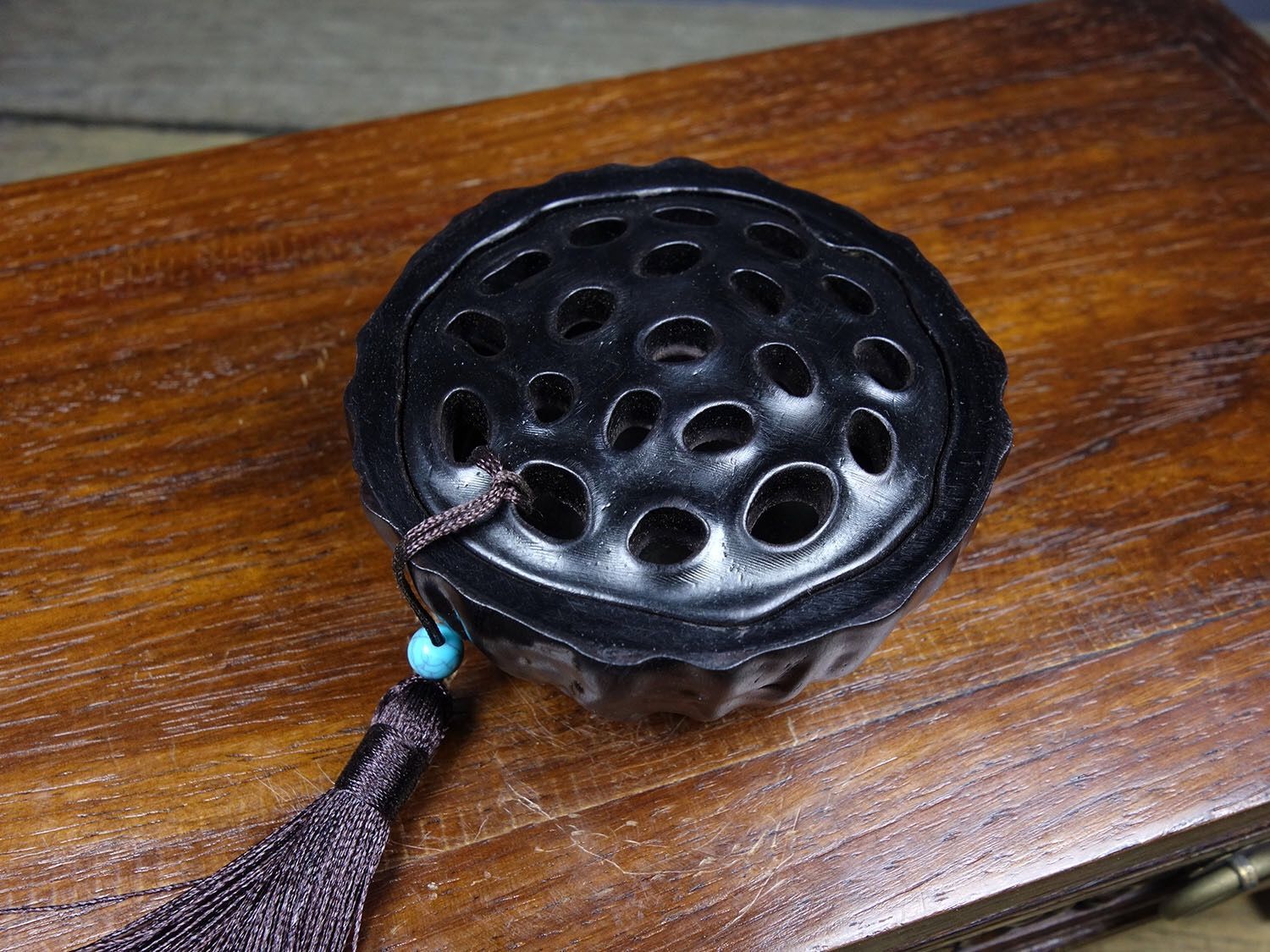 檀木製 細密彫