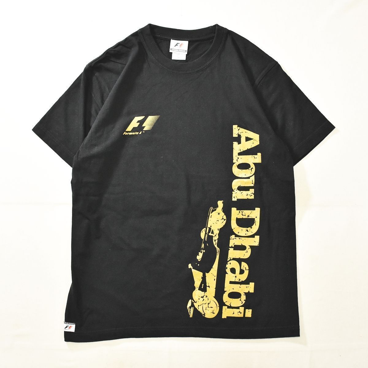 グラントイーワンズBiBi grant Tシャツ