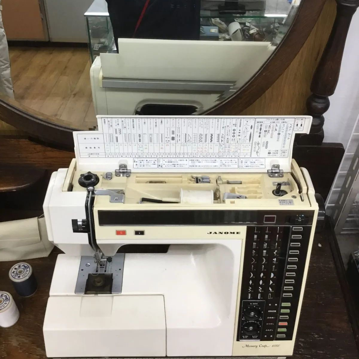 JANOME メモリークラフト ストア ミシン 6000 通電確認済み ジャンク
