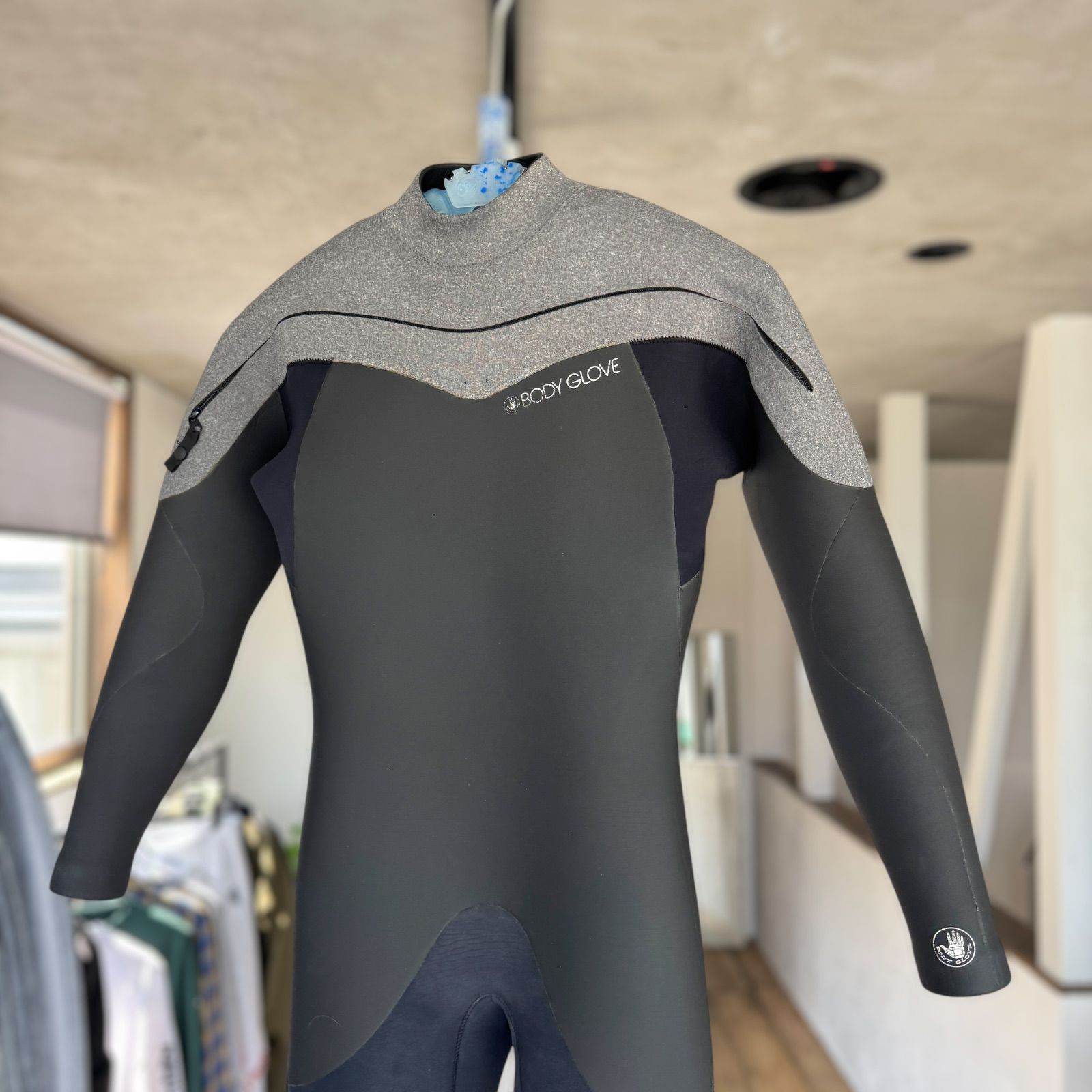 BODY GLOVE セミドライ　5/3 MLBサイズ　国内生産 中古 BODY GLOVE セミドライ 5×3mm ウエットスーツ ロング
