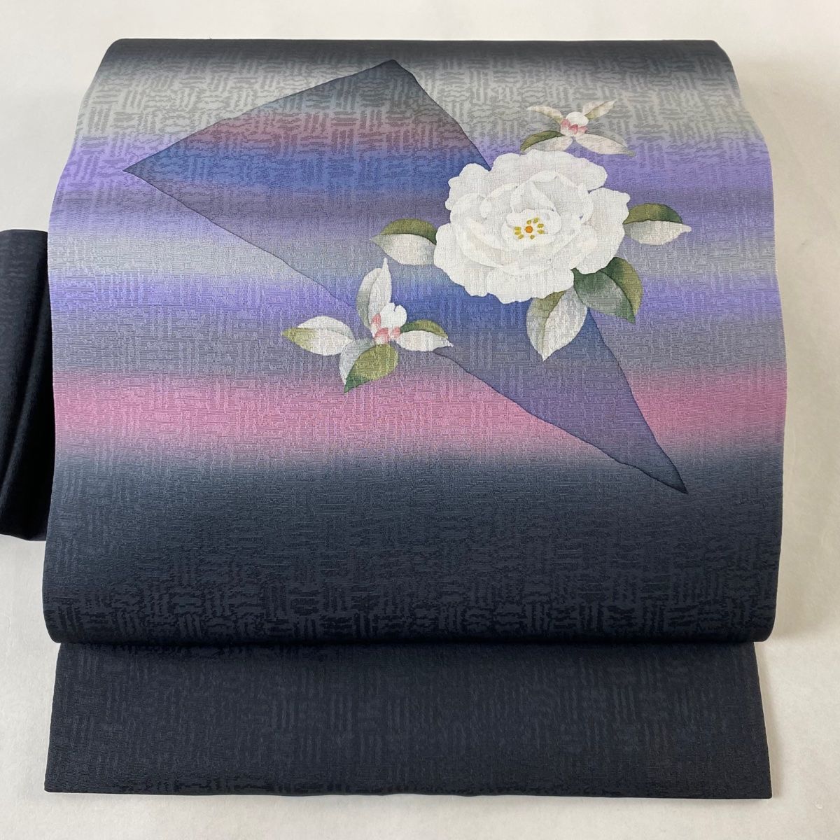 名古屋帯 秀品 草花 地紋 墨色 正絹