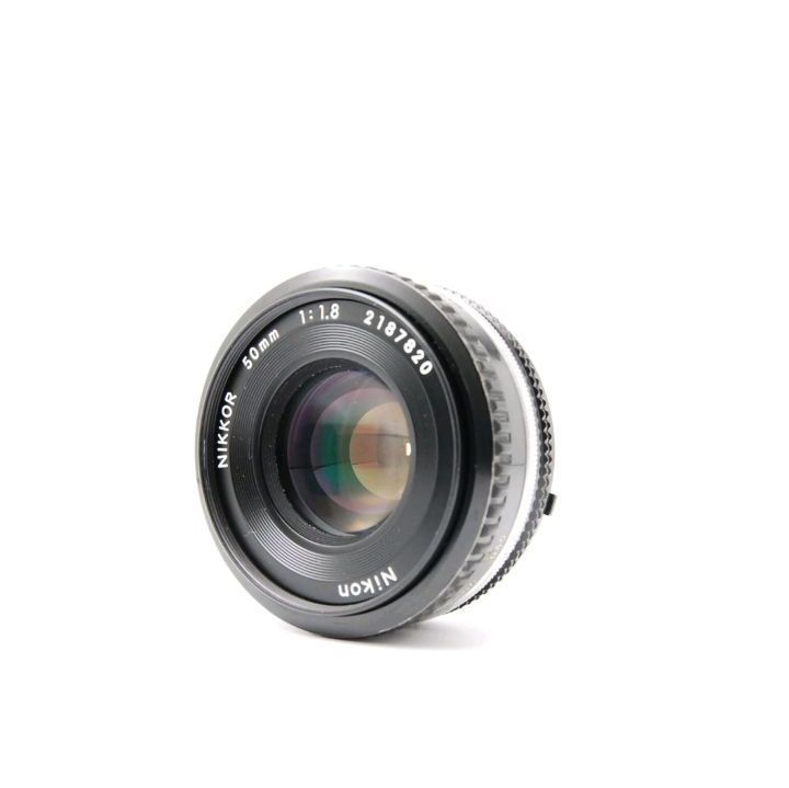 ニコン Nikon Nikkor Ai-S 50mm f/1.8 パンケーキ 単焦点レンズ